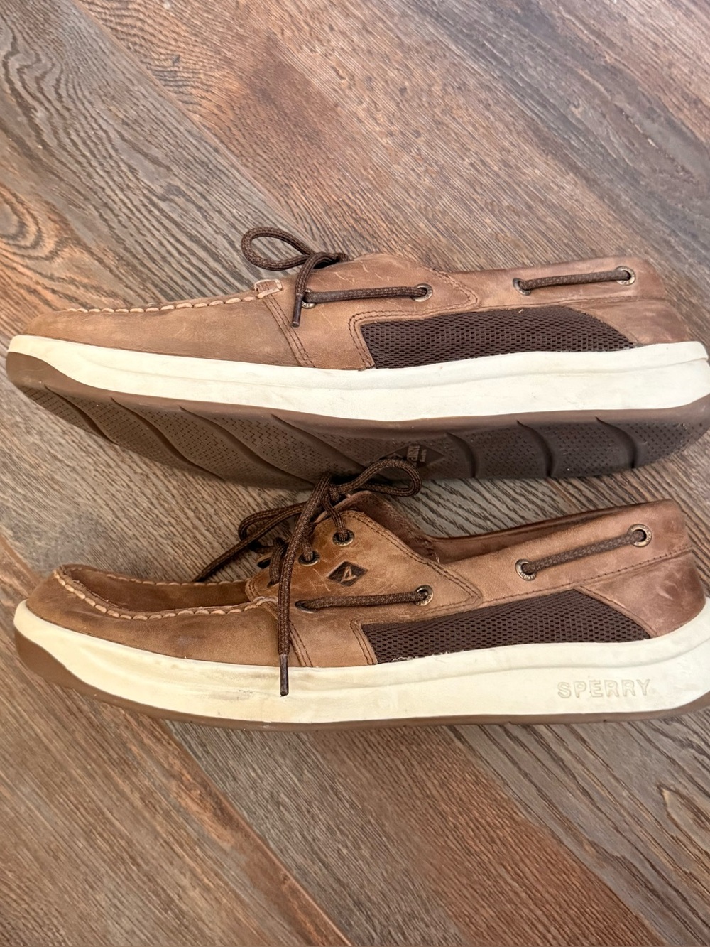 Sperry Men’s Tan/Brown Leather Classic Boat Shoes